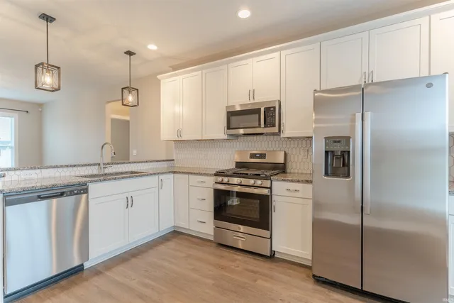 $287,900 | 3011 Torboy Drive, Evansville, IN 47725