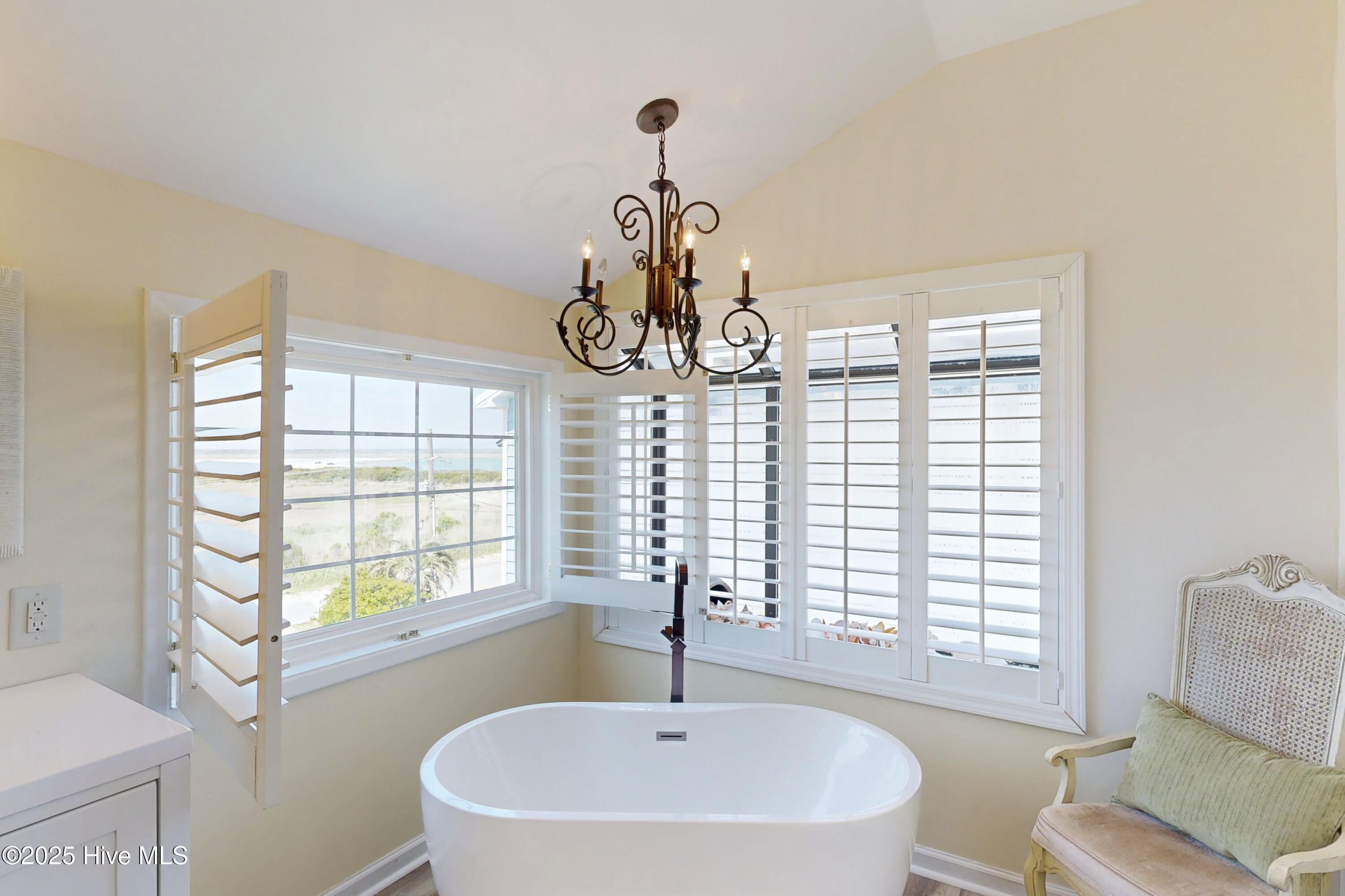 3938 River Road North Topsail Beach, NC 28460 - Photo 28 of 55 3938 River Road - Interior - Edited_16