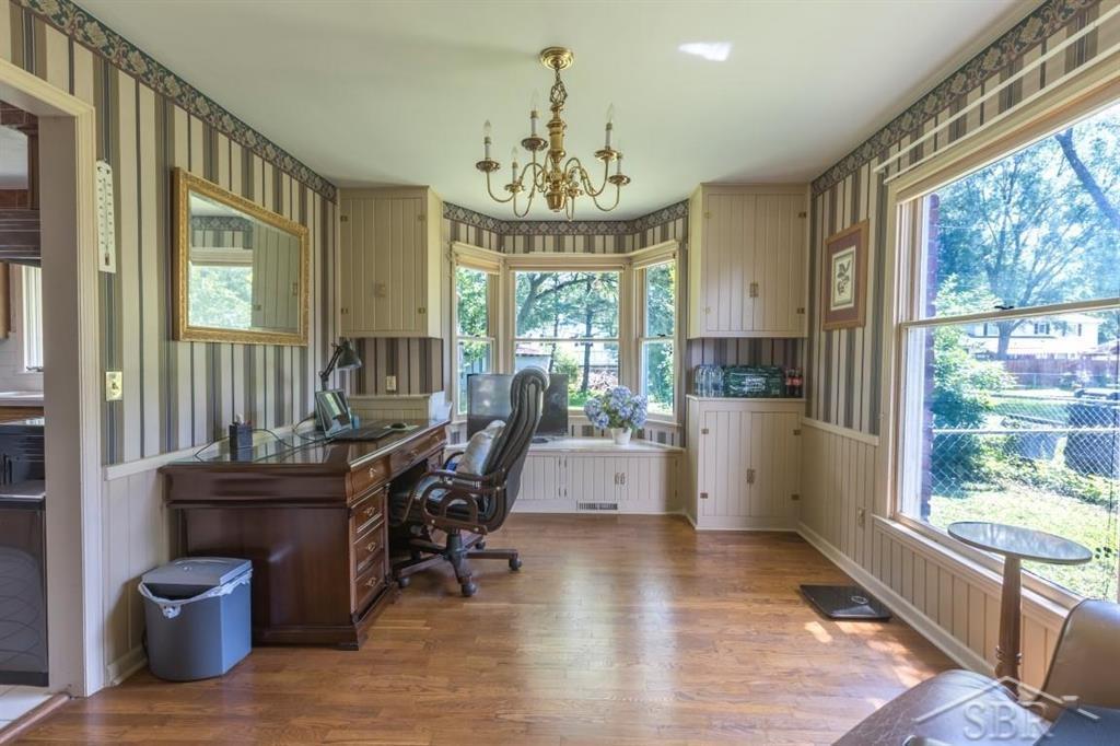 595 Stoneham Road Saginaw, MI 48638 - Photo 14 of 43 50180946-92092fd8-d6c6-4e86-9864-3f3907692ee4.JPG
