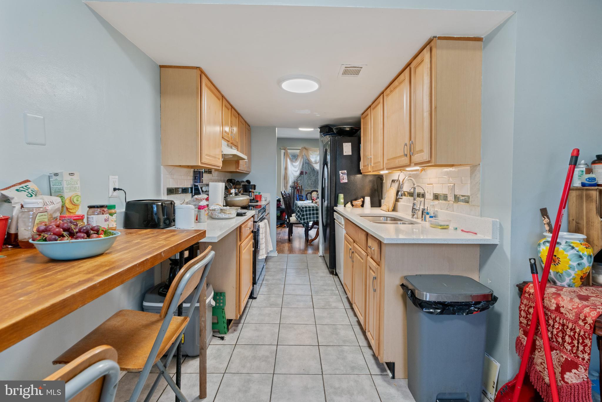 19565 Transhire Road Gaithersburg, MD 20886 - Photo 6 of 22 Gallery Image 6