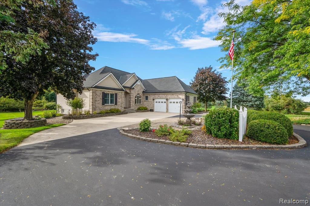 1900 Baldwin Road Lapeer, MI 48446 - Photo 5 of 97 Gallery Image 5