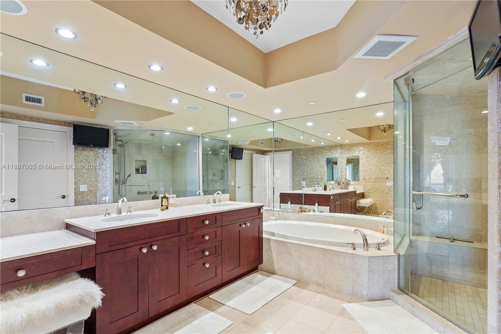 6000 Island Boulevard, Unit 2507 Aventura, FL 33160 - Photo 18 of 40