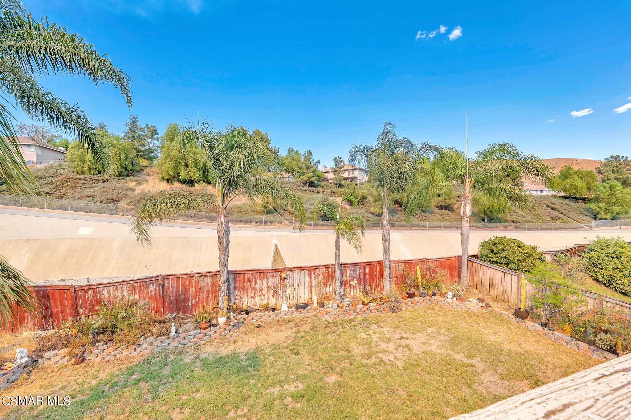 28505 Oak Valley Road Castaic, CA 91384 - Photo 23 of 35 28505 Oak Valley Rd, Castaic - HsHProd