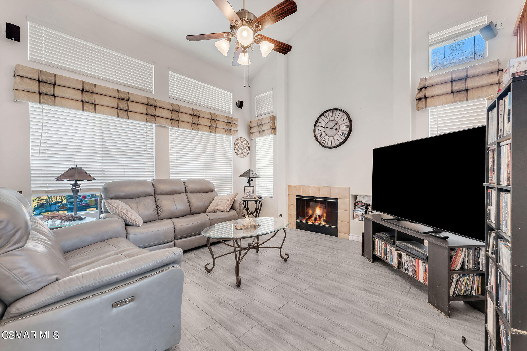 28505 Oak Valley Rd, Castaic - HsHProd