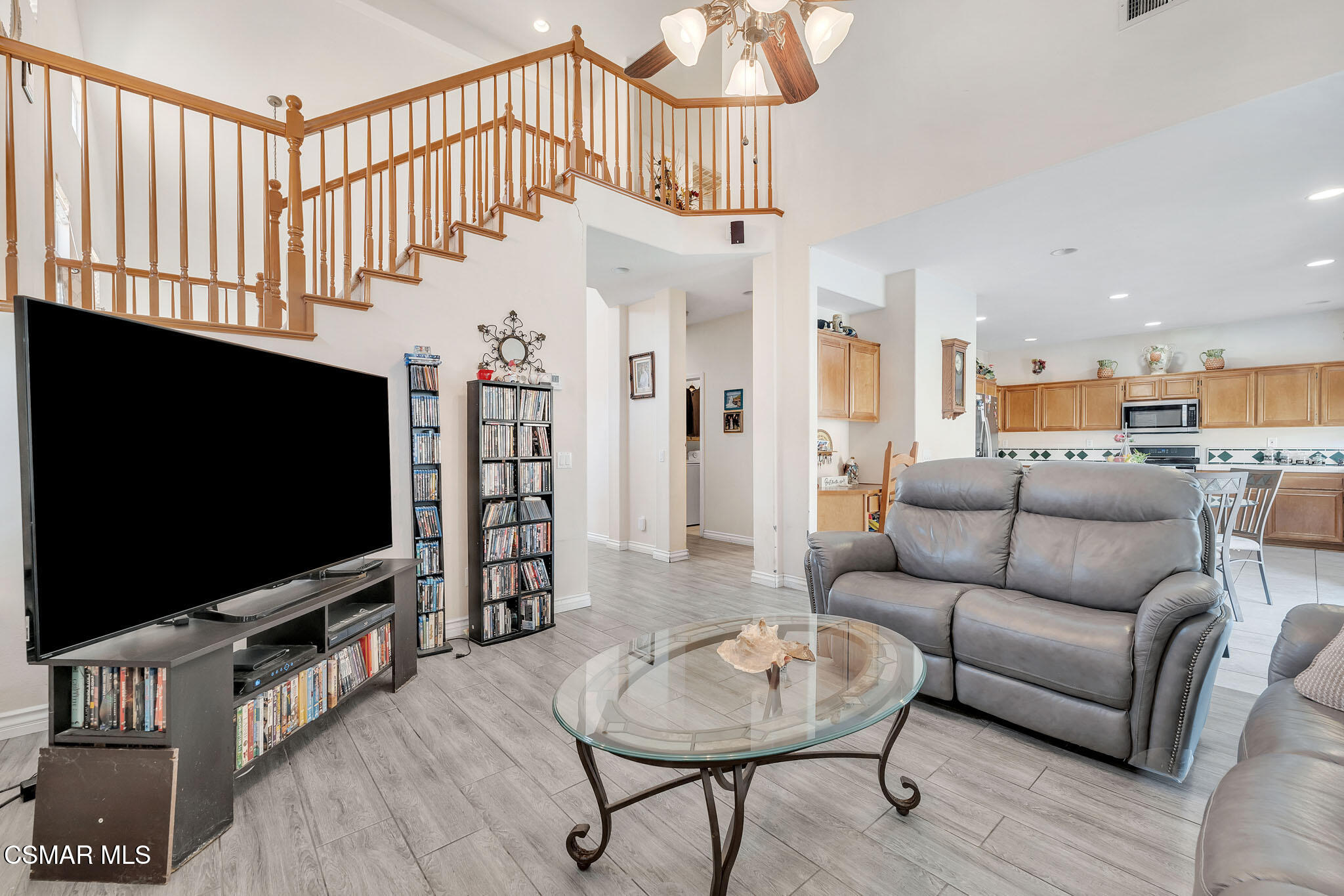 28505 Oak Valley Road Castaic, CA 91384 - Photo 9 of 35 28505 Oak Valley Rd, Castaic - HsHProd