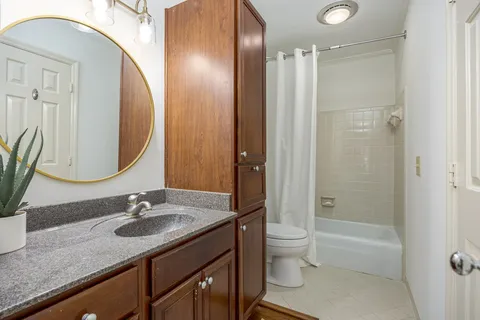 $579,900 | 108 Jefferson Square, Nashville, TN 37215