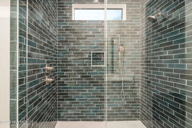 $639,640 | 46 Pinewood Cove, Snow Hill, NC 28580