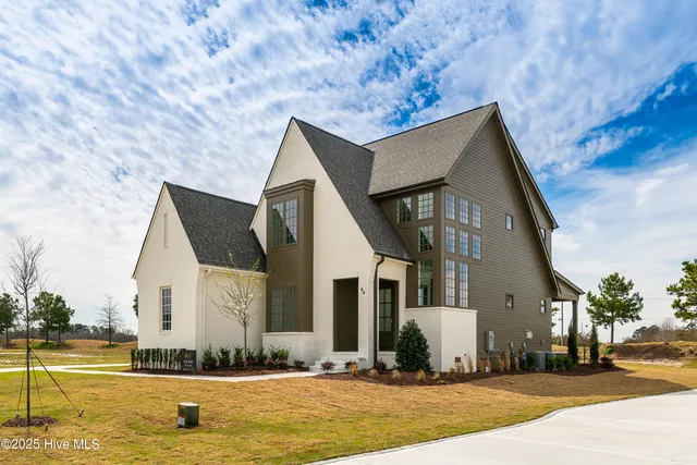 $639,640 | 46 Pinewood Cove, Snow Hill, NC 28580