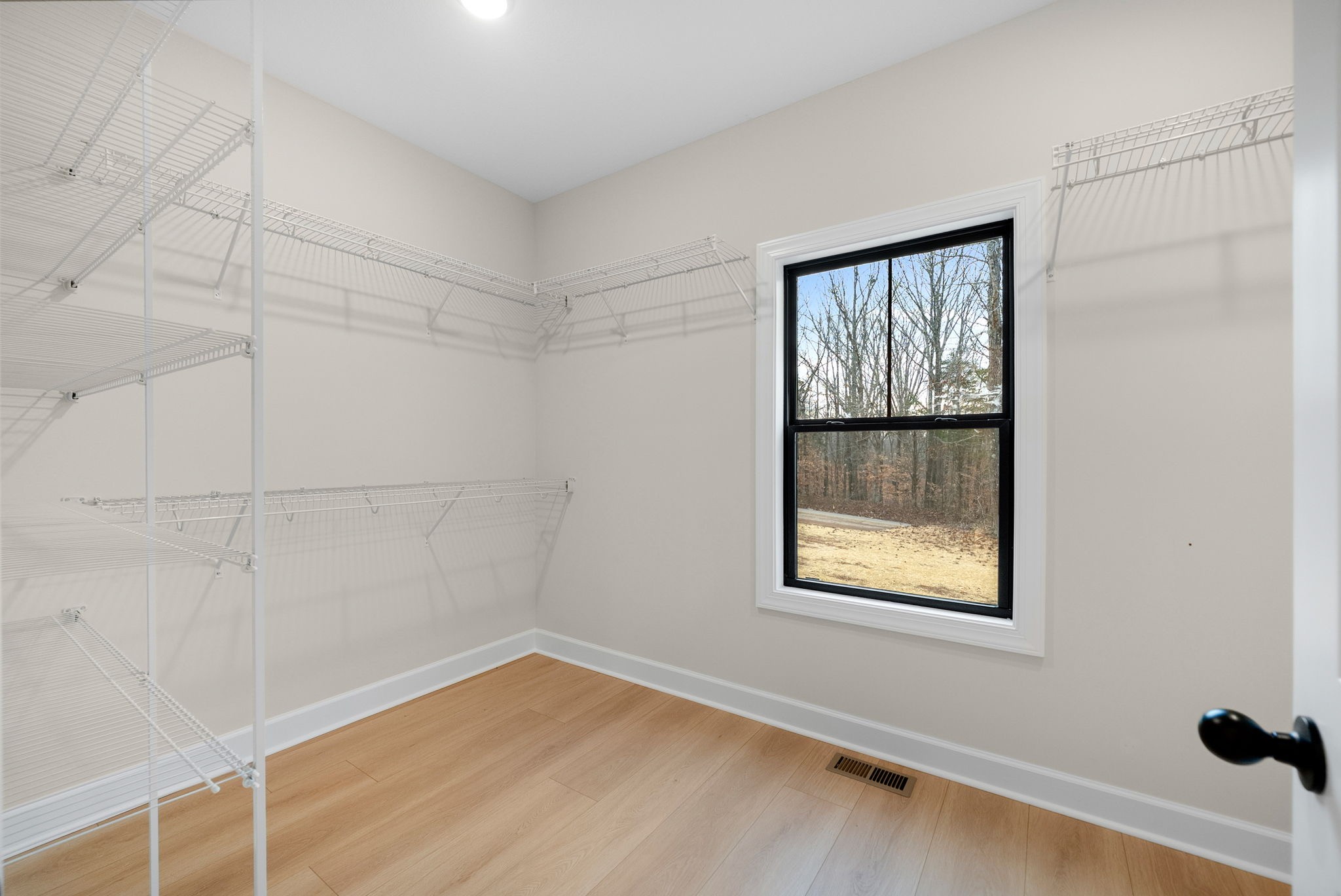 4 Benton Ridge Road Palmyra, TN 37142 - Photo 13 of 20 Gallery Image 13