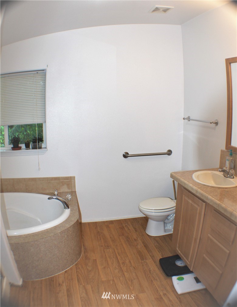 8170 Matlock-Brady Road Elma, WA 98541 - Photo 6 of 19 Gallery Image 6
