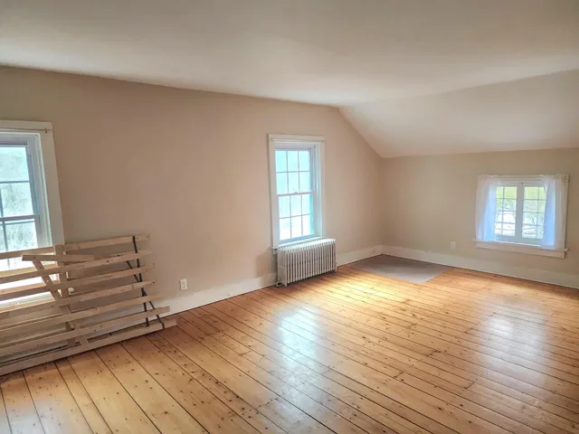 $579,900 | 126 Simeon Dean Road, Shaftsbury, VT 05262