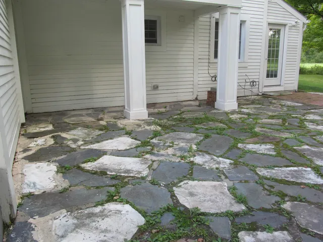 $579,900 | 126 Simeon Dean Road, Shaftsbury, VT 05262