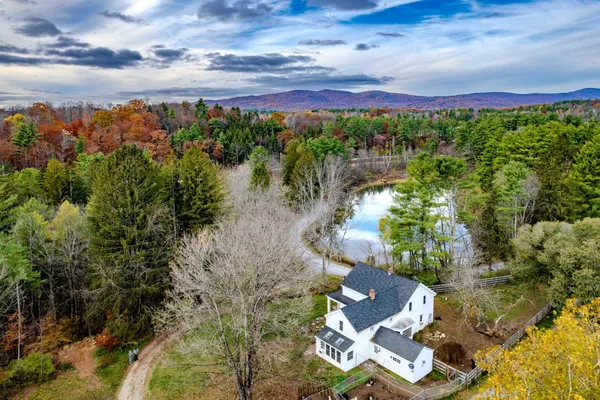 $579,900 | 126 Simeon Dean Road, Shaftsbury, VT 05262