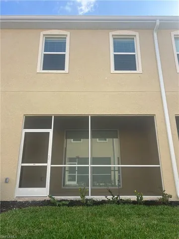 a view of outdoor space