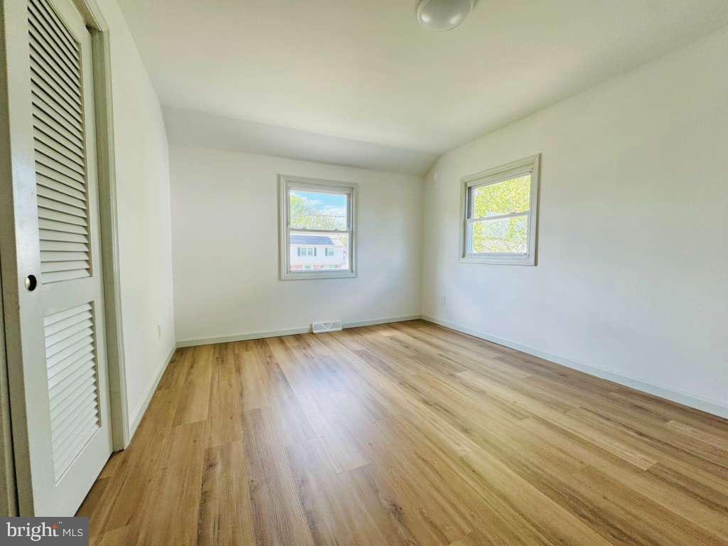 7420 Wyndam Road Pennsauken, NJ 08110 - Photo 13 of 16