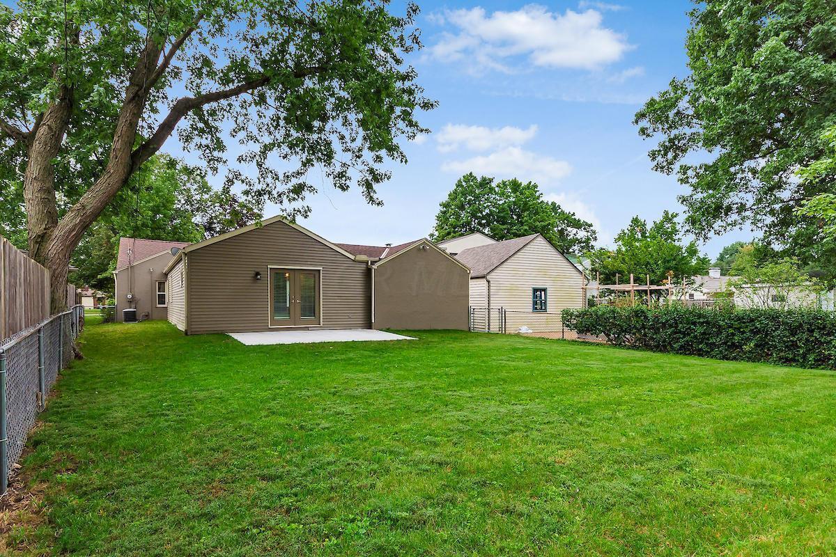 2242 Wickliffe Road Columbus, OH 43221 - Photo 6 of 41 20181031161950870749000000-o