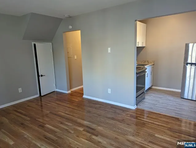 $1,595 | 257 Essex Street, Unit 3, Hackensack, NJ 07601