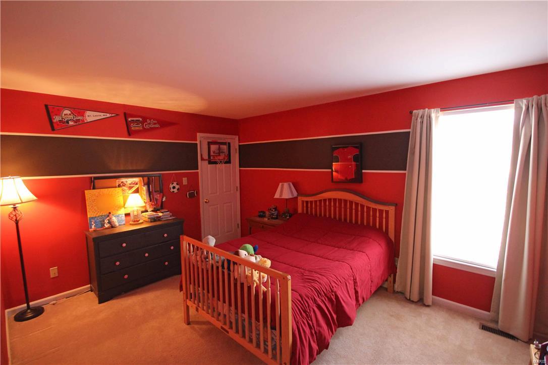 4738 Rutledge Way Drive St. Louis, MO 63129 - Photo 14 of 23 Gallery Image 14