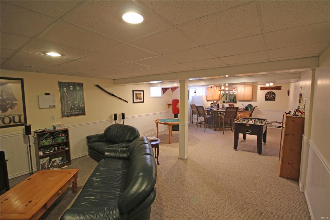 4738 Rutledge Way Drive St. Louis, MO 63129 - Photo 17 of 23 Gallery Image 17
