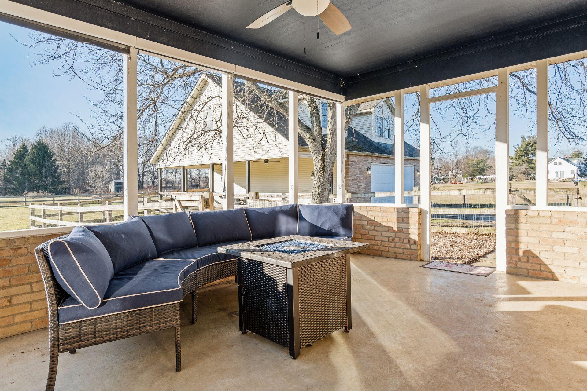 9499 Carroll Northern Road Pickerington, OH 43147 - Photo 42 of 66 Covered Patio
