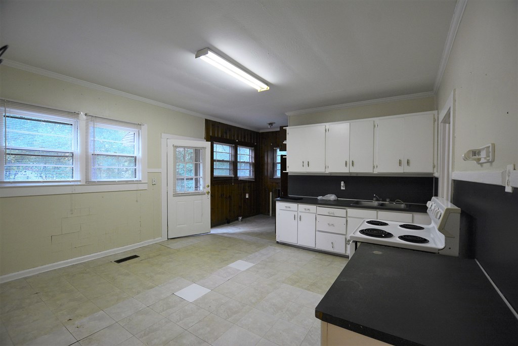 4254 Forrest Road Columbus, GA 31907 - Photo 4 of 16