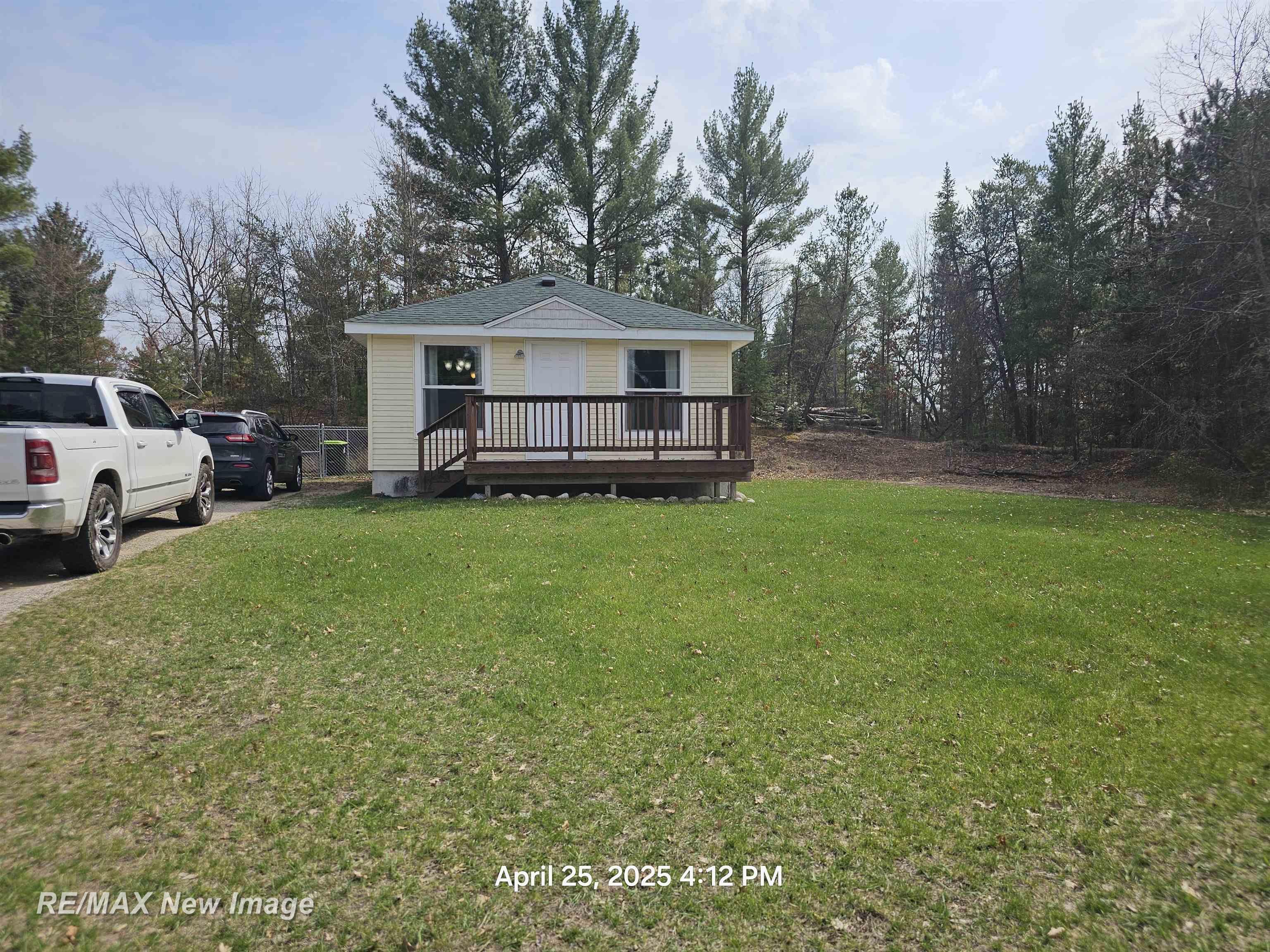 10114 East Madison Road St. Helen, MI 48656 - Photo 25 of 25 50172835-914531f0-e8d0-4b62-961e-fa679b5c21e9.JPG