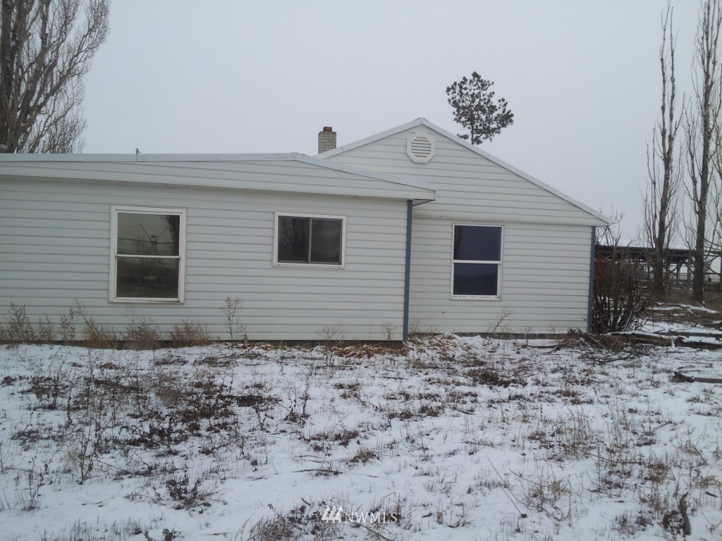 5176 Rd W.2 Southeast Warden, WA 98857 - Photo 4 of 18
