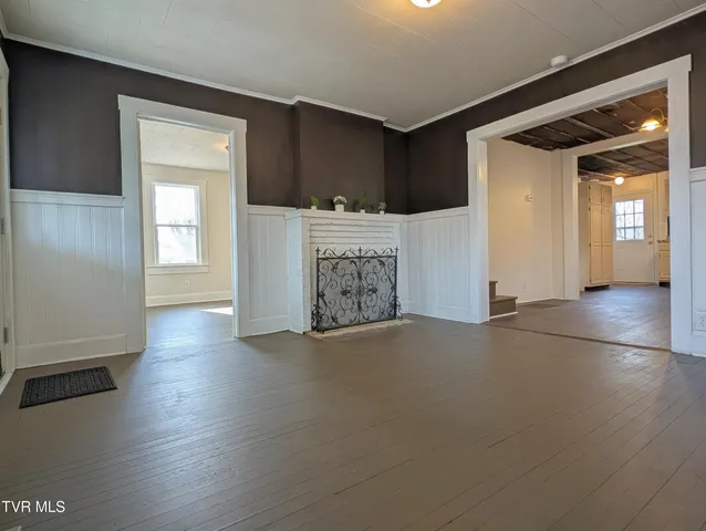 $184,900 | 1749 US Highway 23 South, Weber City, VA 24290