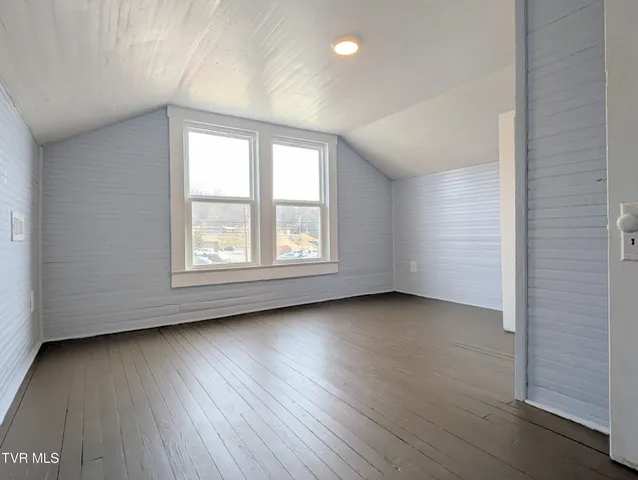 $184,900 | 1749 US Highway 23 South, Weber City, VA 24290