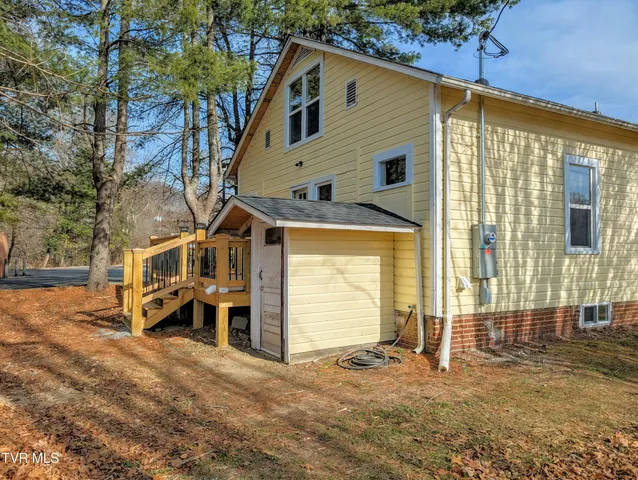 $184,900 | 1749 US Highway 23 South, Weber City, VA 24290