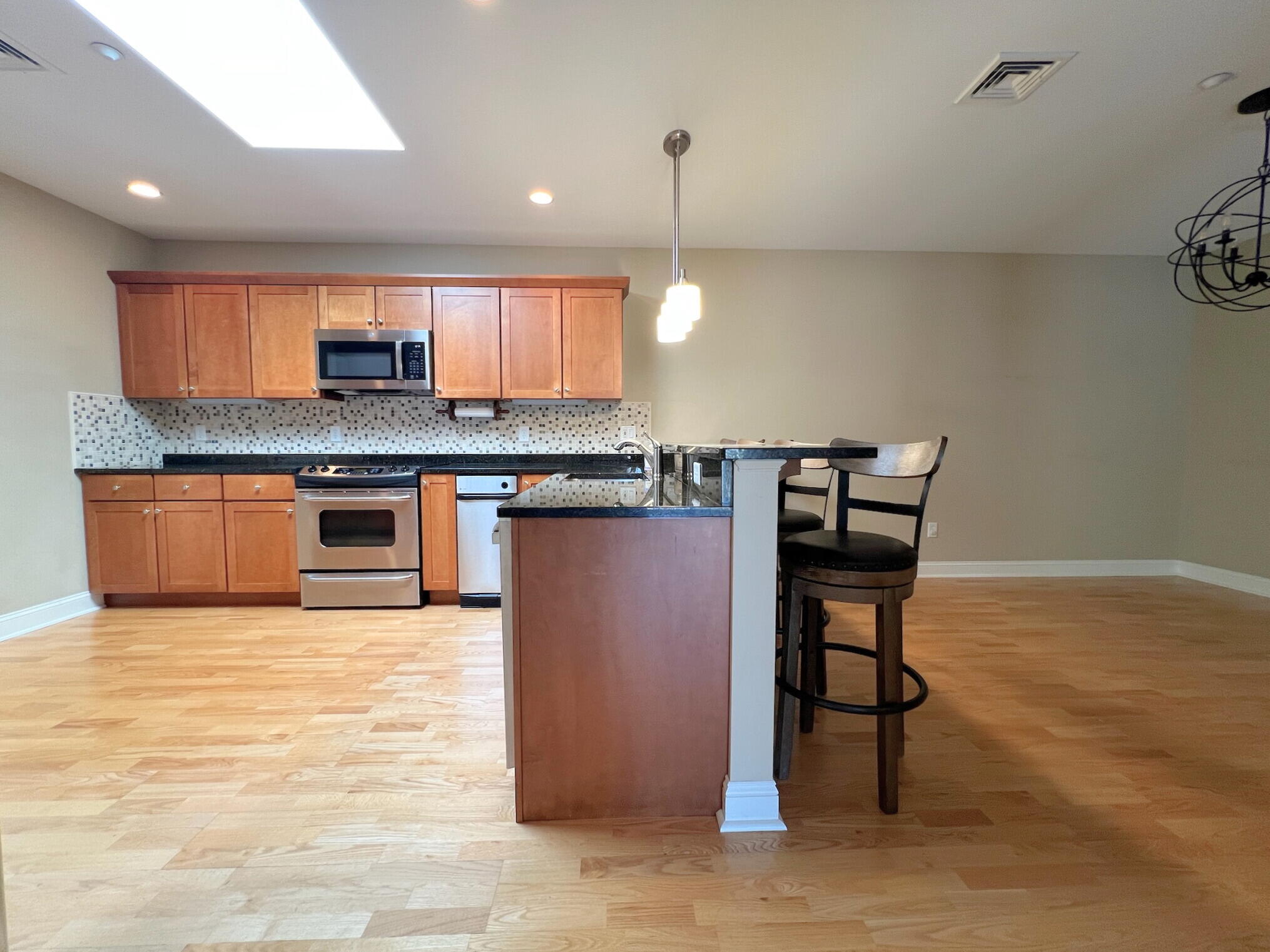 100 Shepard's Cove Road, Unit H305 Kittery, ME 03904 - Photo 12 of 32 Condo12