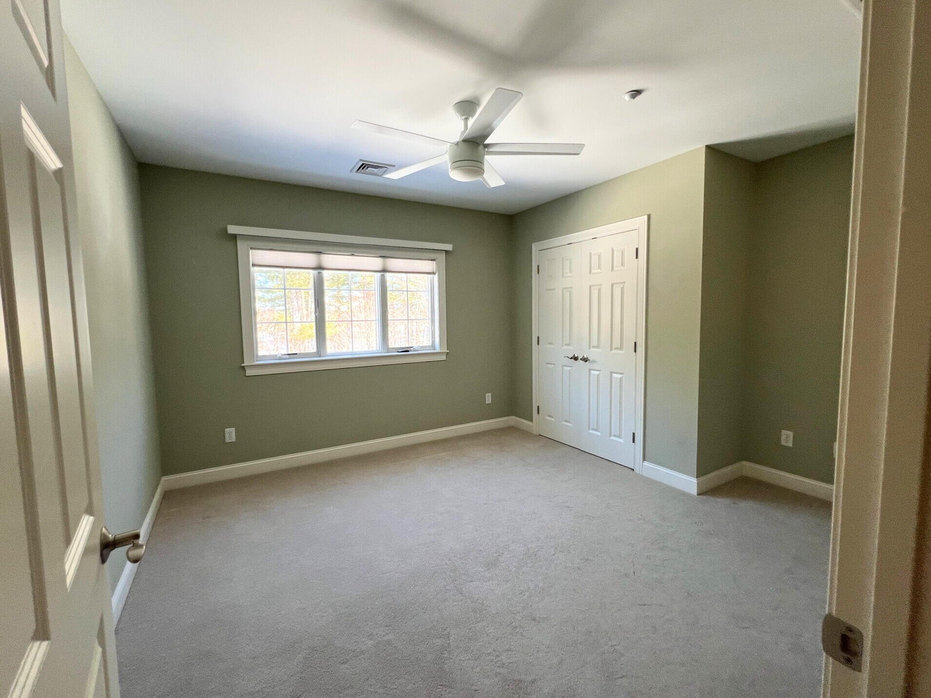 100 Shepard's Cove Road, Unit H305 Kittery, ME 03904 - Photo 30 of 32 Condo30