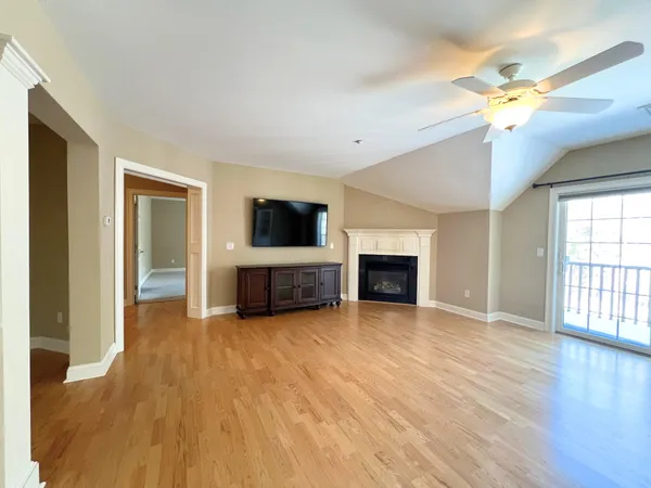 $749,500 | 100 Shepard's Cove Road, Unit H305, Kittery, ME 03904