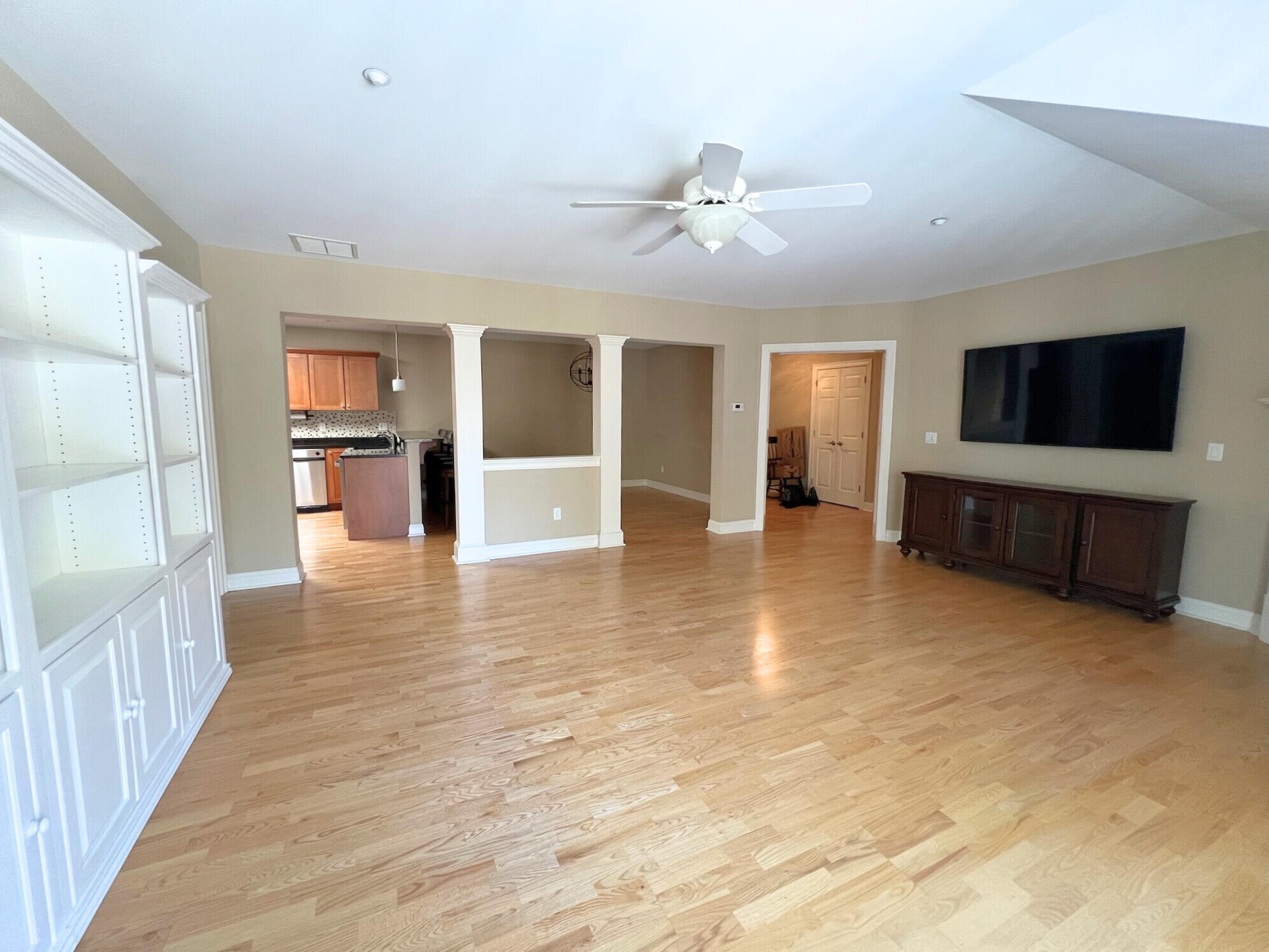 100 Shepard's Cove Road, Unit H305 Kittery, ME 03904 - Photo 5 of 32 Condo5