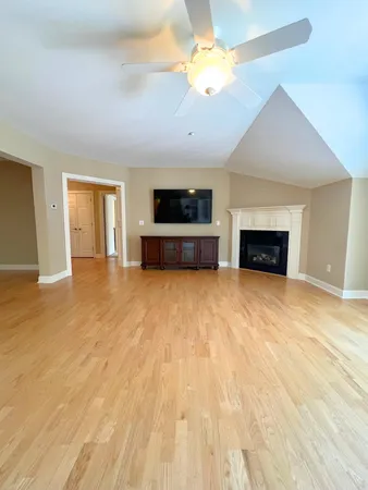 $749,500 | 100 Shepard's Cove Road, Unit H305, Kittery, ME 03904