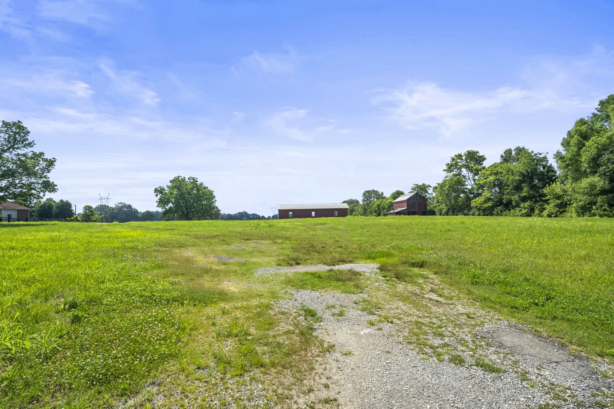 4635 Hwy 431 N Springfield Tn 37172 North Springfield, TN 37172 - Photo 3 of 30 a view of yard with green space