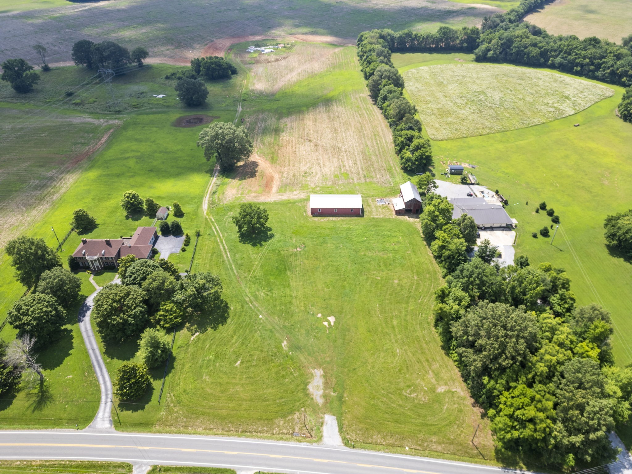 4635 Hwy 431 N Springfield Tn 37172 North Springfield, TN 37172 - Photo 6 of 30 a view of a garden