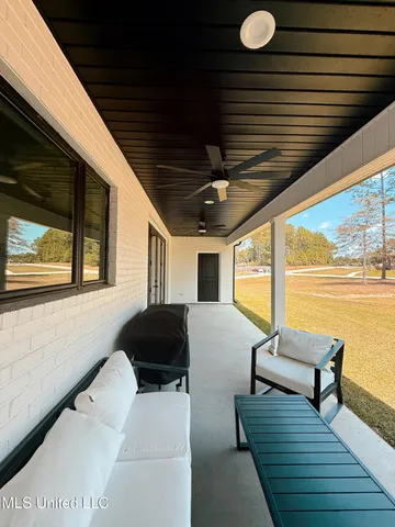 $489,000 | 10 Switch Drive, Carriere, MS 39426