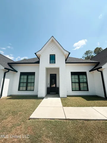 $489,000 | 10 Switch Drive, Carriere, MS 39426