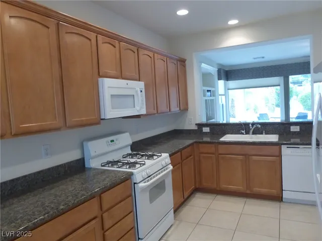 $2,300 | 5115 Alfingo Street, Las Vegas, NV 89135