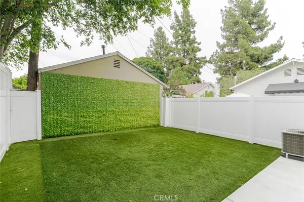 $4,200 | 9035 Rathburn Avenue, Unit 1/2, Northridge, CA 91325