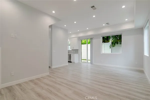 $4,200 | 9035 Rathburn Avenue, Unit 1/2, Northridge, CA 91325