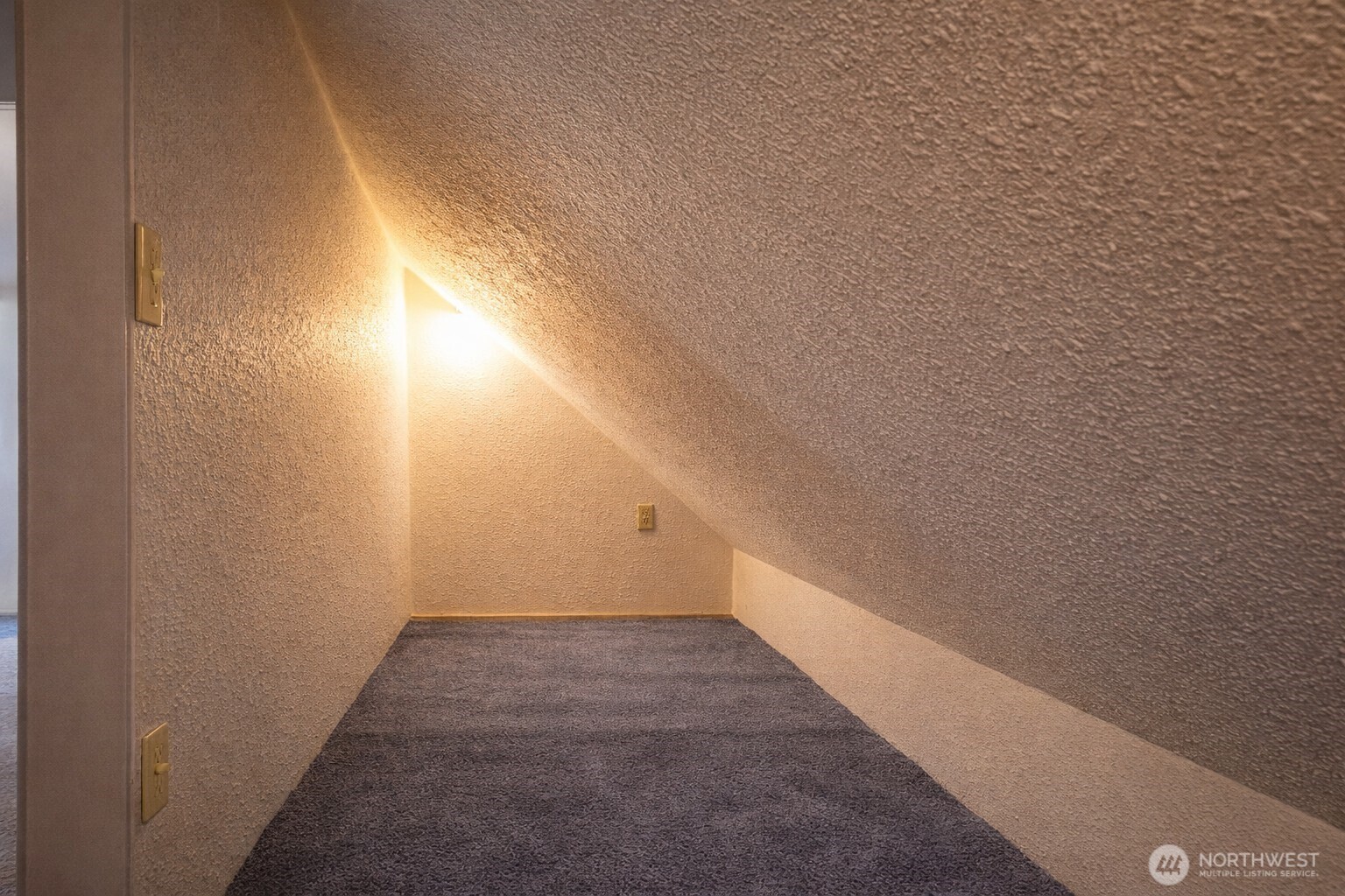 5116 Meridian Avenue North, Unit 1/2 Seattle, WA 98103 - Photo 17 of 17