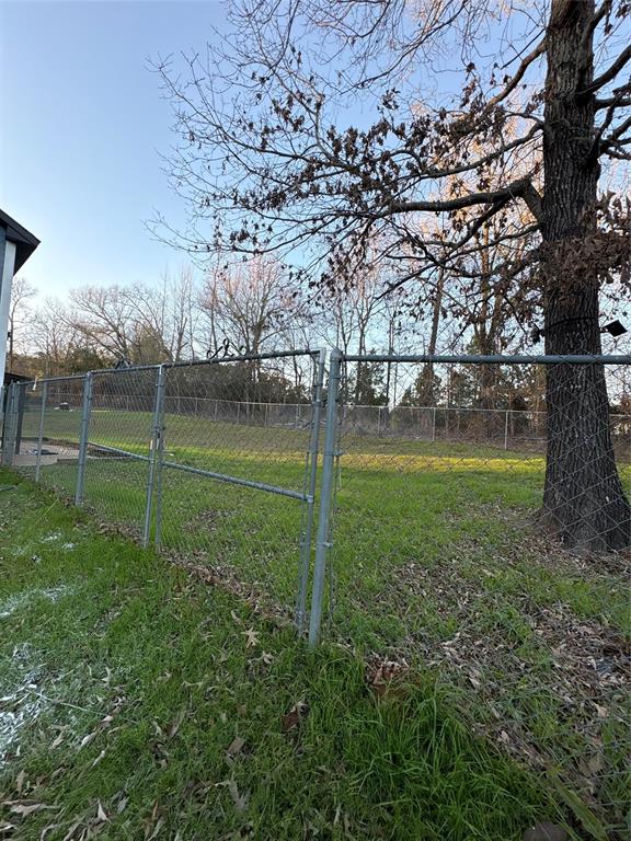 227 White Road Frierson, LA 71027 - Photo 13 of 38