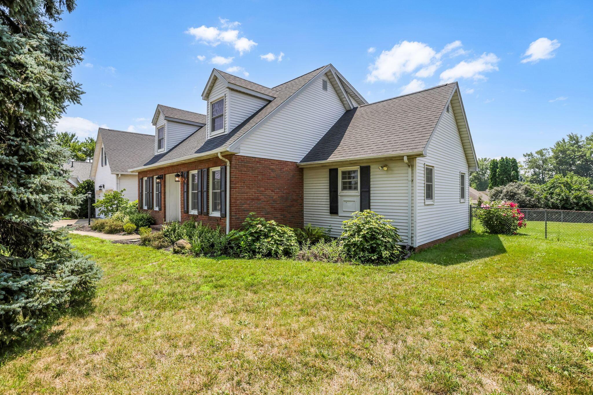 405 Ridgedale Drive Circleville, OH 43113 - Photo 5 of 81 6-web-or-mls-939A6281