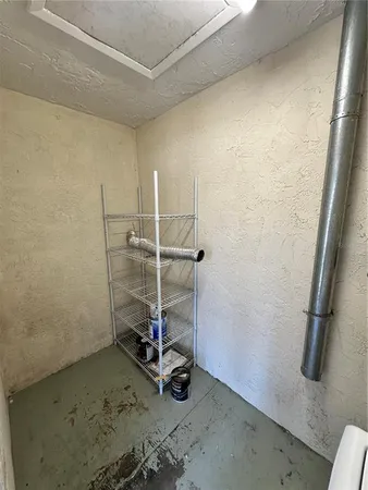 a view of utility room