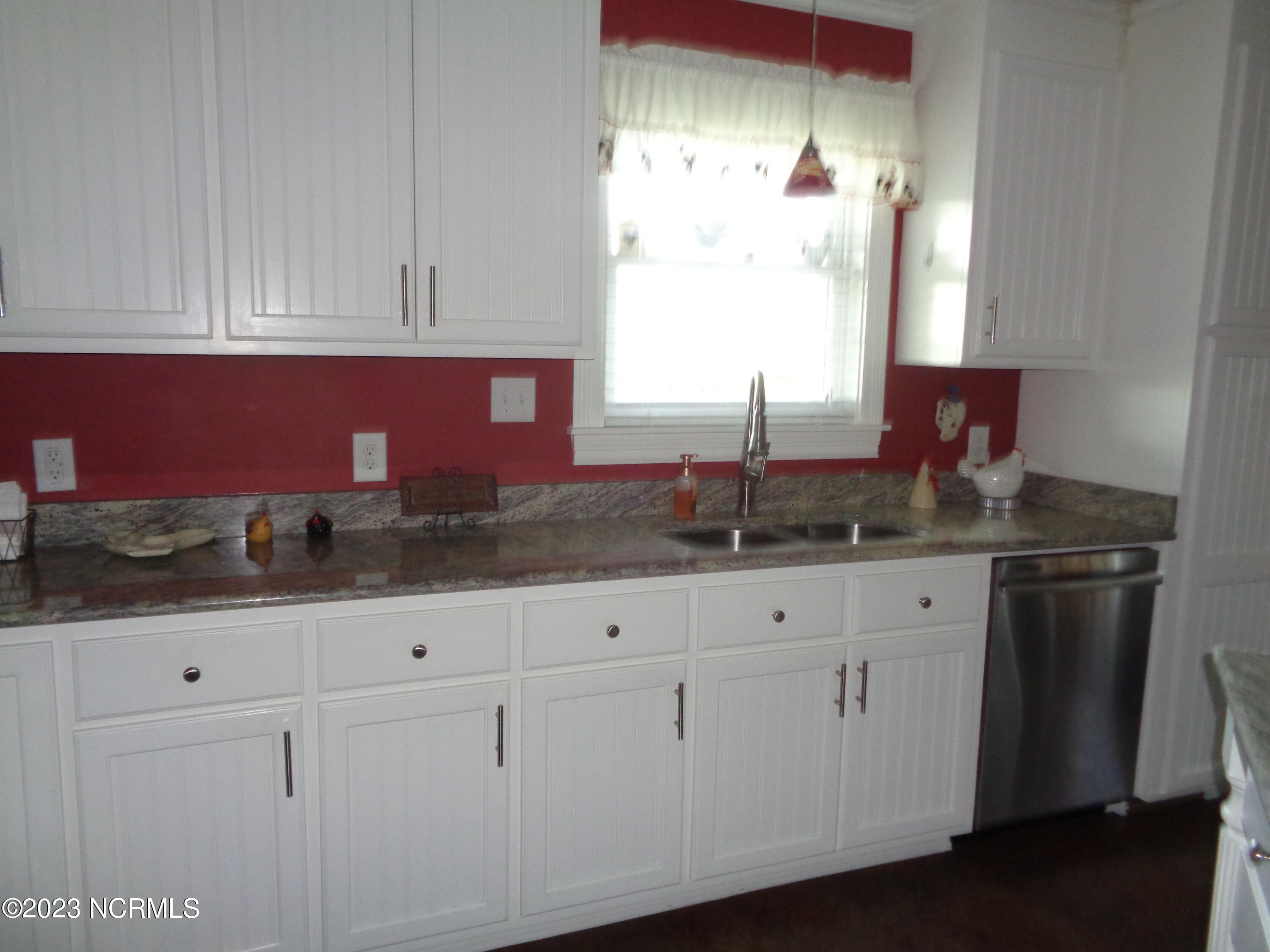 2137 Joe Temple Road Kinston, NC 28504 - Photo 14 of 65 Kitchen