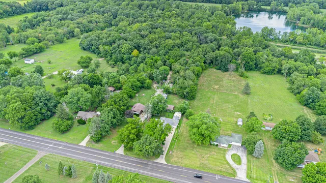 $280,000 | 29460 Highway 62, Dowagiac, MI 49047