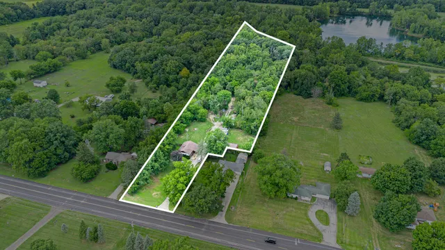 $280,000 | 29460 Highway 62, Dowagiac, MI 49047