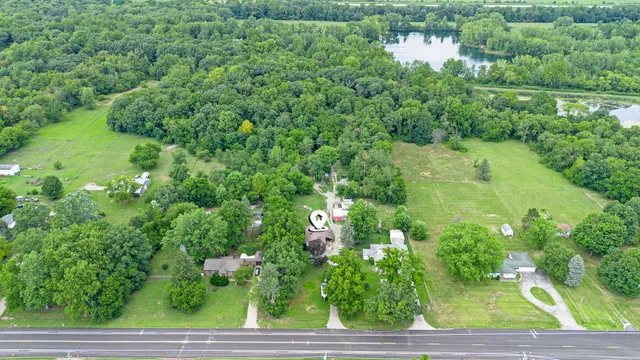 $280,000 | 29460 Highway 62, Dowagiac, MI 49047
